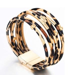 Faux leather magnetic bracelet & 2” hoop earrings. Super strong magnetic!